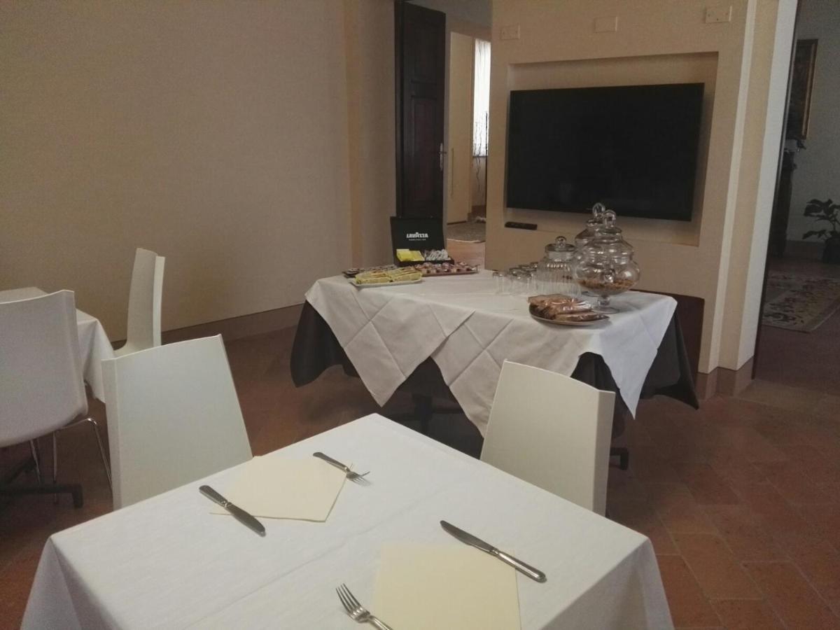 סקנדיאנו Locanda Al Portone מראה חיצוני תמונה